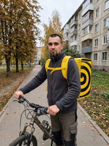 Александр велокурьер Яндекс Еды в Раменском