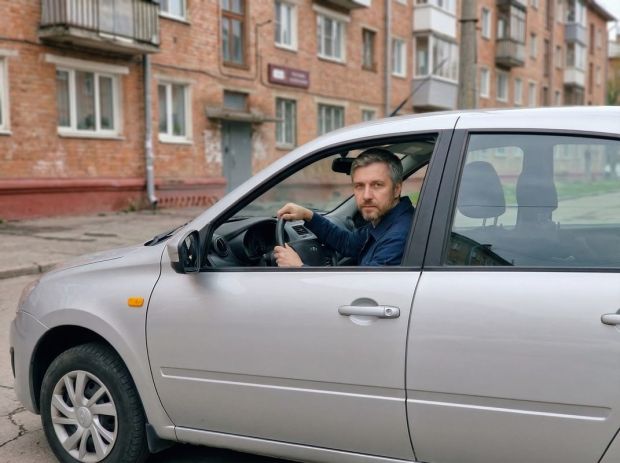Виктор автокурьер Яндекс Еды в Электростали